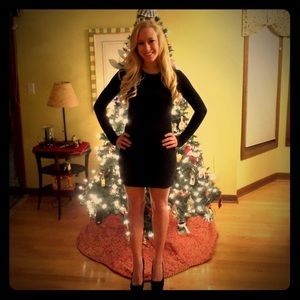 Long Sleeve Backless Dress